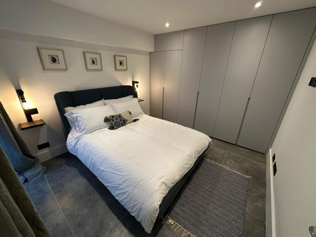 Two Bedroom House In Kilburn London Eksteriør billede